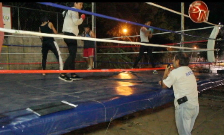Con ciertos problemas en la parte física, jóvenes enfrentan eliminatorias de boxeo