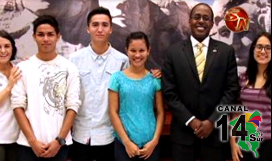 Estudiantes de Puerto Jiménez representarán a Costa Rica en el programa Jóvenes Embajadores en Estados Unidos