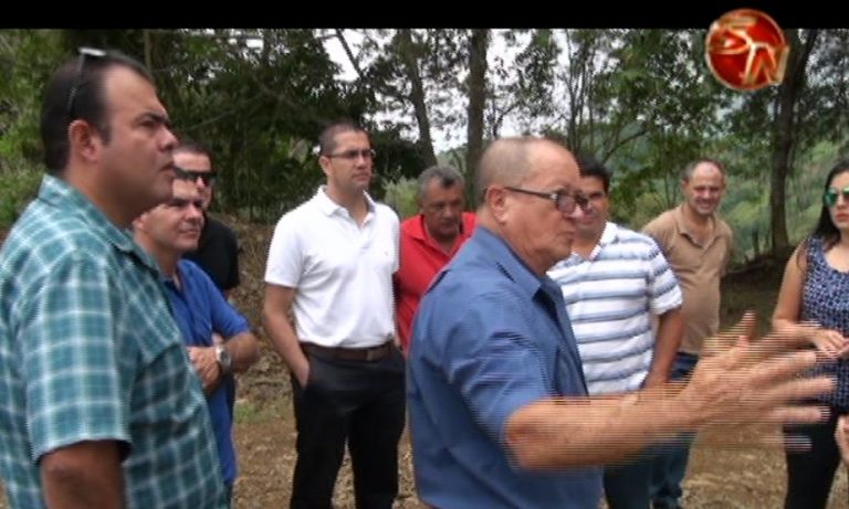 Vecinos de Pacuarito solicitaron asfaltado a la Municipalidad