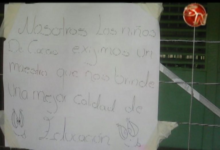 Estudiantes de Buenos Aires aun no reciben lecciones