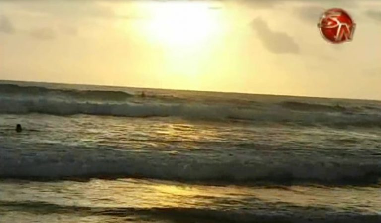 Confesiones bajo una palmera y procesiones por la playa, en las  zonas turísticas también se celebra la Semana Santa