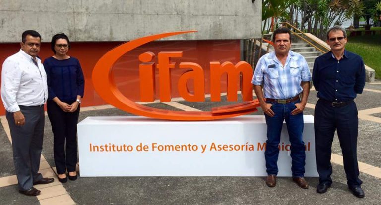 IFAM financiará a la Municipalidad de Corredores para atender su Red vial 