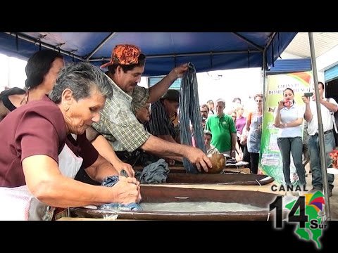 Concurso de lavado a mano recordó a muchos las tradiciones