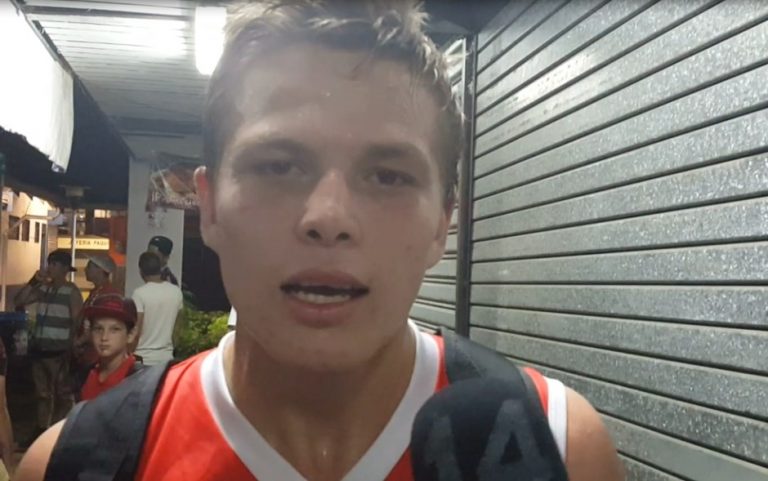 Efraín Ureña tendrá su segunda pelea profesional a finales de setiembre