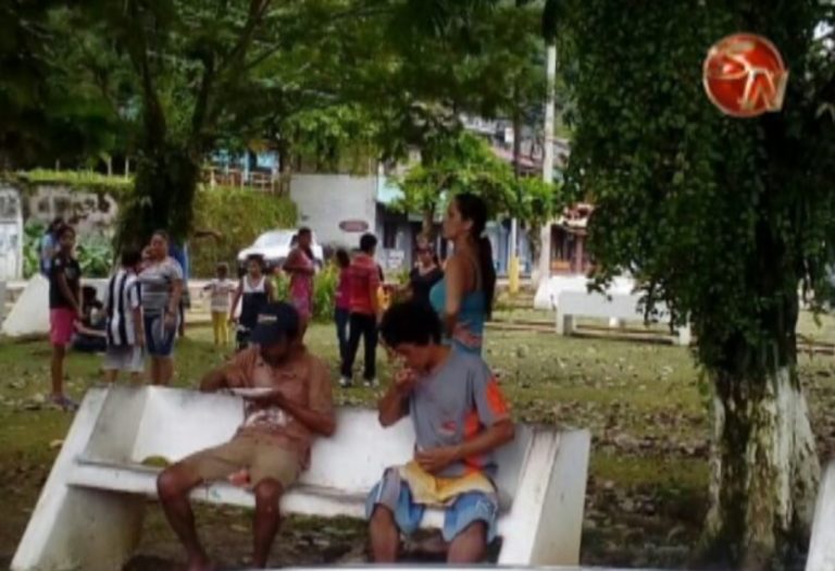 Unos 22 niños de Golfito llevaron donaciones a personas en calle
