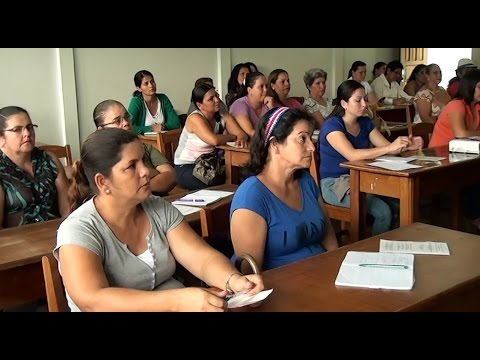 Unas 140 mujeres generaleñas participaron en Seminario de Empresariedad