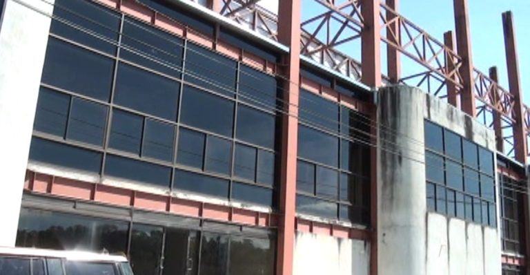 Municipal Pérez Zeledón busca ayuda del Icoder para terminar moderna estructura en el Estadio