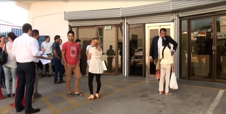 Funcionarios del ICE participaron en simulacro esta mañana