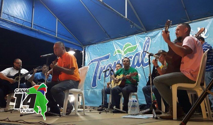 Música del centro penal de Pérez Zeledón alegró Expo
