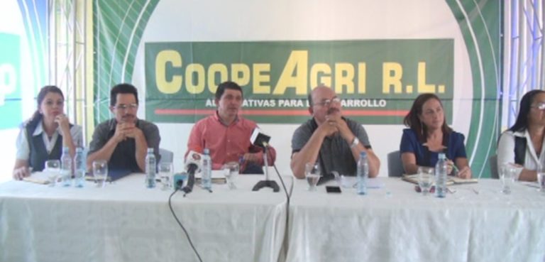 Dirigentes de CoopeAgri R.L. continuarán apoyando proyectos