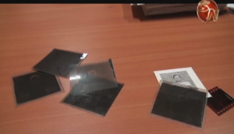 Usted puede recoger los negativos o sus fotos digitales de todo su historial de cédulas