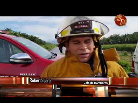 Una avioneta se estrelló en una laguna en el cantón de Corredores, los dos ocupantes salieron ilesos