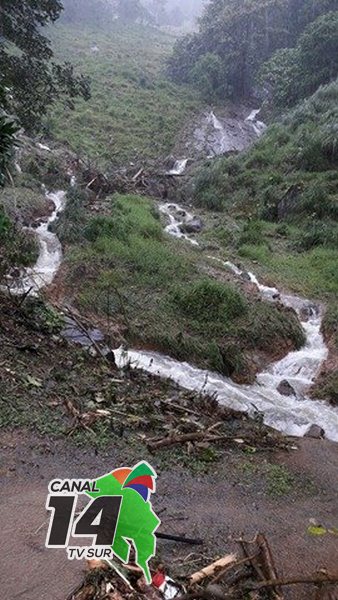 La Comisión Nacional de Emergencias , instituciones y cuerpos de socorro, intensifican la ayuda en la Zona Sur