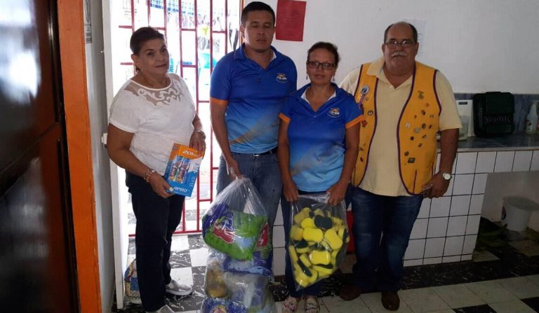 Club de Leones donó artículos de limpieza a hogares sociales de Pérez Zeledón