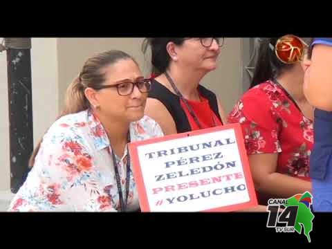 Funcionarios de la corte se lanzaron a las calles apoyando la huelga de este miércoles