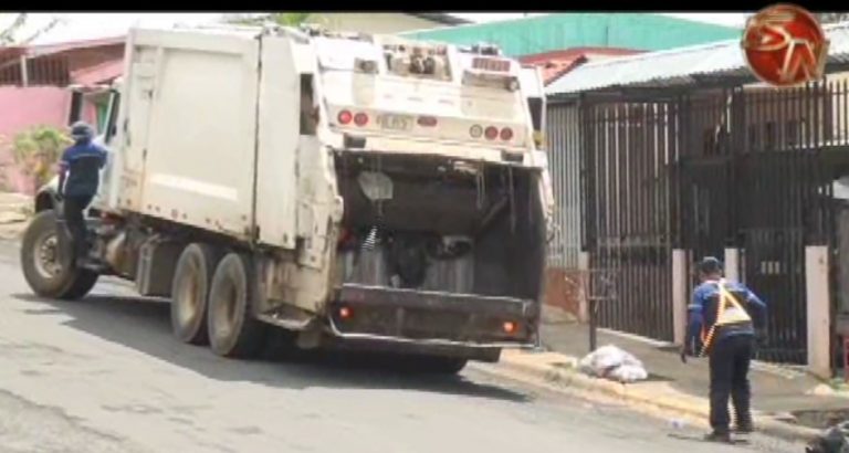 Municipalidad continúa estudios para brindar servicio de recolección de basura en todo el cantón