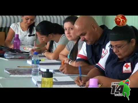 16 personas aprenden primeros auxilios para ser voluntarios en la Cruz Roja