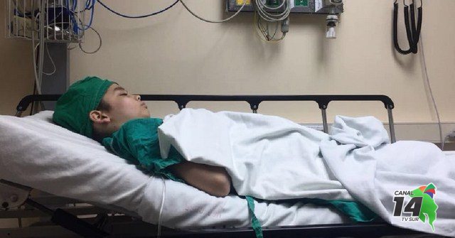 Sebastián se recupera tras cirugía en el Hospital Nacional de Niños