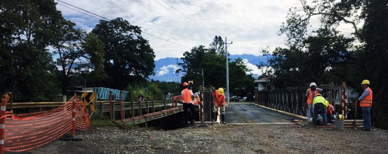 Puente en El Hoyón estará listo en abril de 2019