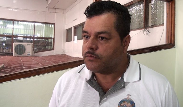 UPIAV y UPA Nacional apelaron ante Coprocom compra de cadenas de supermercados