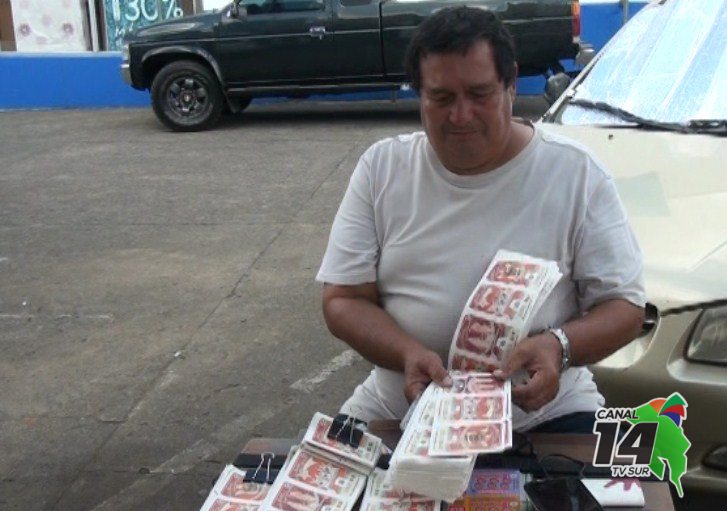 Vendedor de Lotería en Pérez Zeledón llevó la suerte con el segundo premio del Gordo Navideño