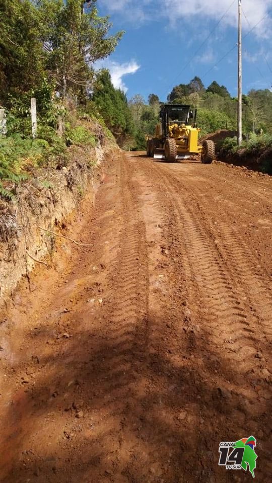 Una ruta de interés cantonal y que servirá para el turismo rural, por eso realizan mejoras en el histórico camino entre el Jardín con La Ese