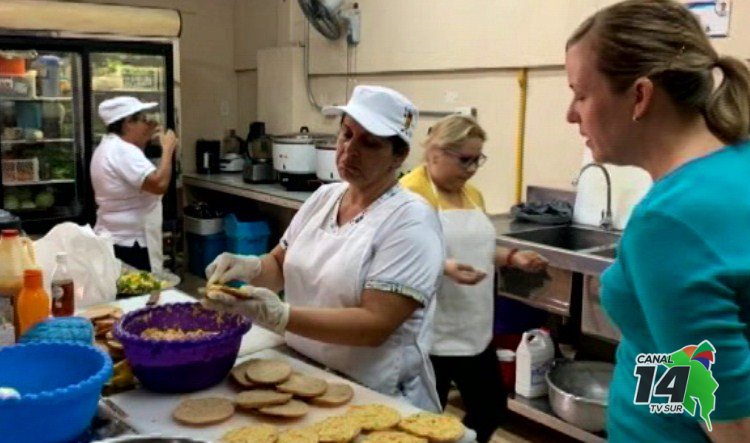 Prevención del acoso sexual y alimentación de estudiantes trató la Defensora en centros educativos