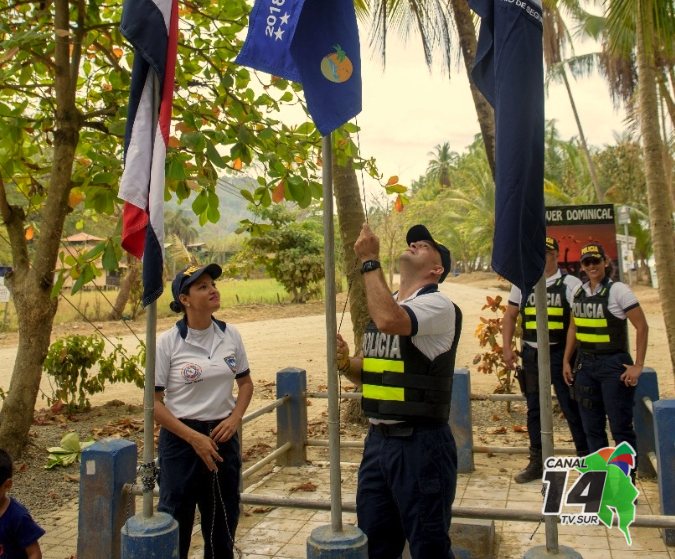 17 playas del Pacífico Sur son galardonadas con la Bandera Azul Ecológica