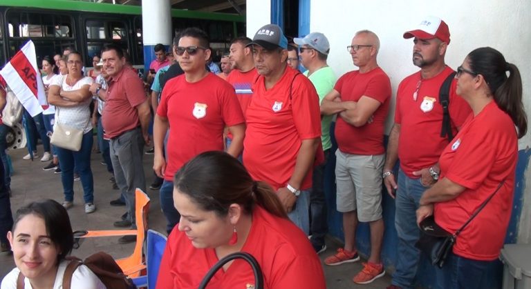 Apse volvió a manifestarse en Pérez Zeledón, se reunieron en el mercado municipal