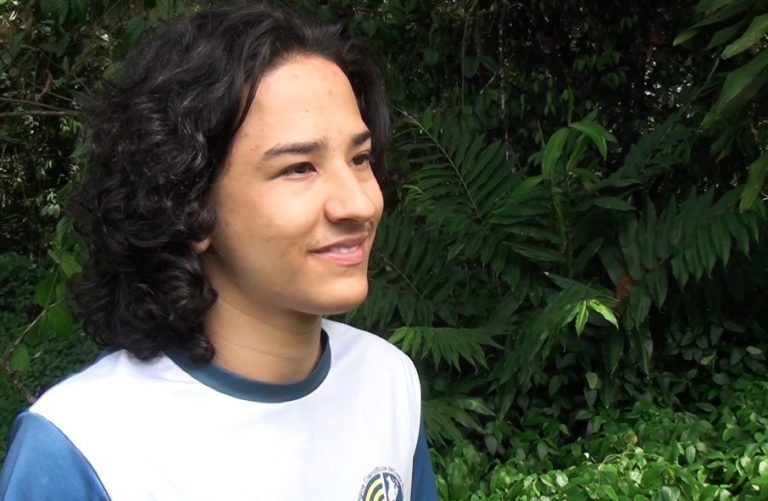 Estudiante del Colegio Científico de Pérez Zeledón estará en olimpiada de química en Panamá