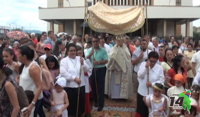 Celebran 4 años de Adoración Perpetua durante el Corpus Christi