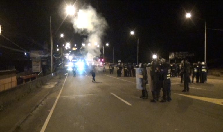 9 personas detenidas dejó la intervención de la Fuerza Pública en puente El Jilguero en Pérez Zeledón