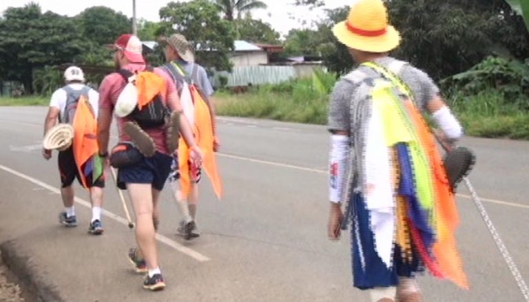 Obispo envía un mensaje a los peregrinos quienes caminan decenas de kilómetros para llegar a la Basílica