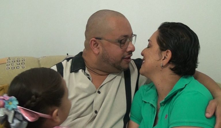 Testimonio: El apoyo del esposo ante el cáncer de seno de su pareja