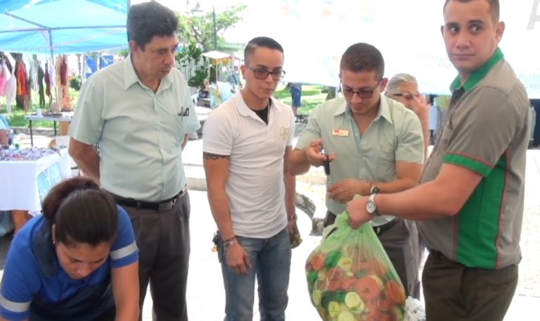 CoopeAgri R.L. entregó más de 18 kilos de tapas a la Municipalidad en apoyo a campaña