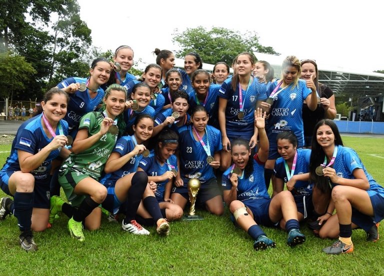 Equipo de futbol femenino de Pérez Zeledón logra el ascenso a Primera División tras quedar campeón