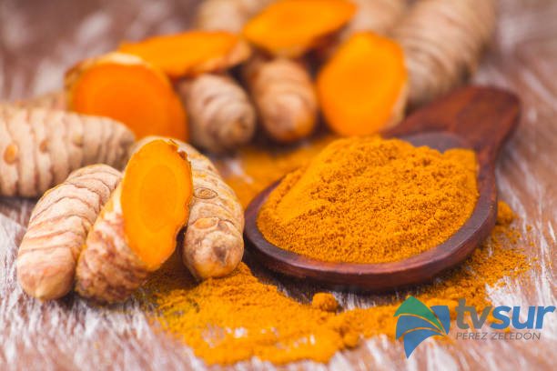 BENEFICIOS DE LA CURCUMA