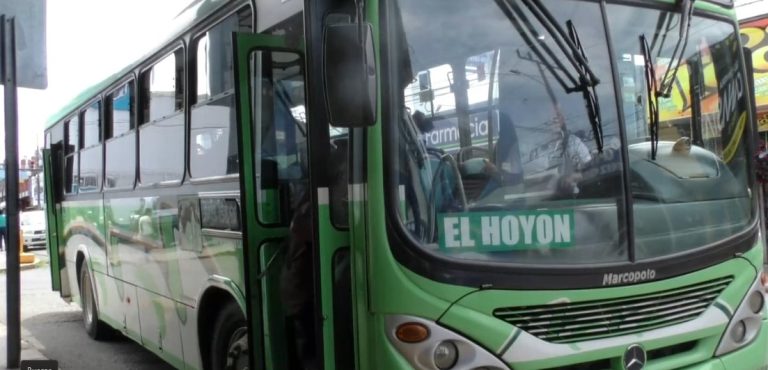 Empresa tiene hasta el jueves para volver a dar servicio de rutas que ya no salen de la terminal municipal