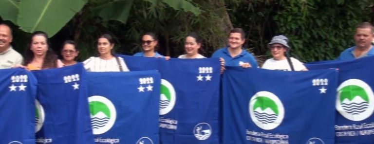 12 fincas agropecuarias de Pérez Zeledón reciben la Bandera Azul Ecológico