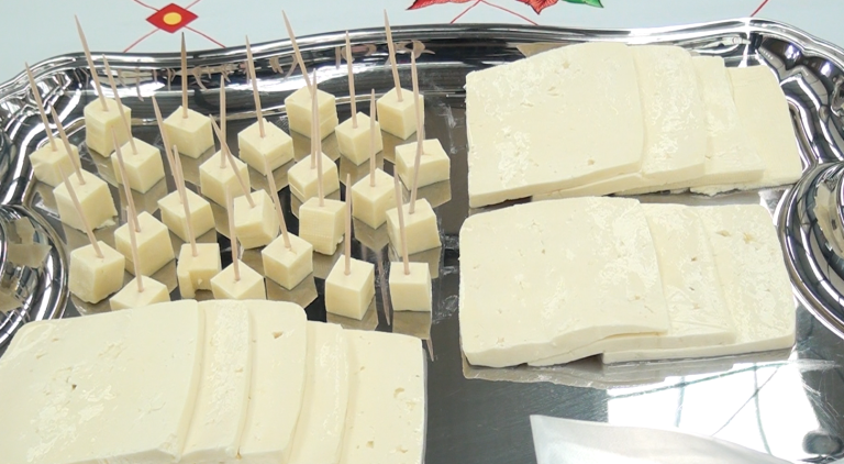 Productores de quesos artesanales de Pérez Zeledón recibieron el símbolo de sanidad de SENASA