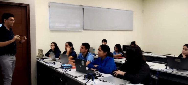 Colegio Científico de Pérez Zeledón tiene por primera vez dos secciones de décimo nivel