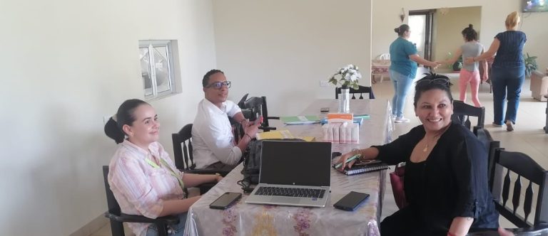Personal del Hospital de Salud Mental realiza visita a residentes de hogares en Pérez Zeledón