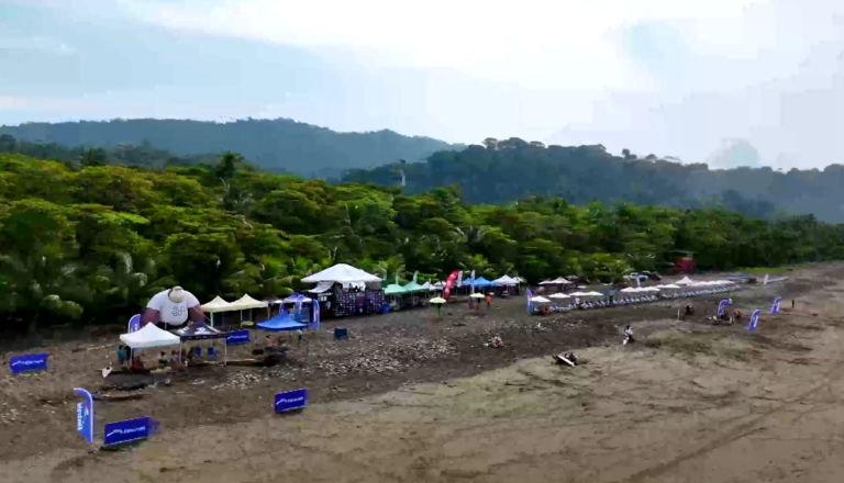 Dominical fue el escenario de la segunda fecha del Circuito Nacional de Surf