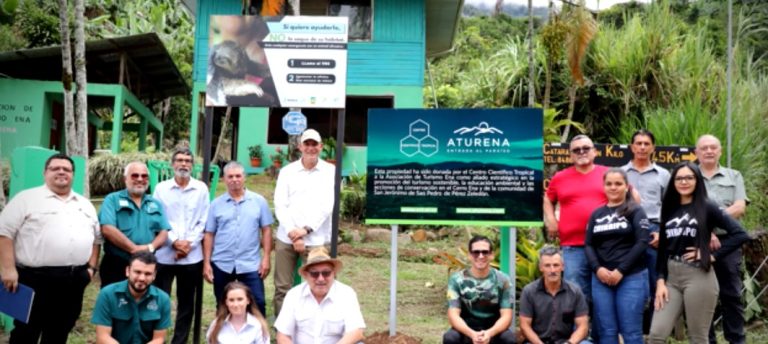 Centro Científico Tropical dona propiedad a ATURENA para el turismo sostenible en el Cerro Ena