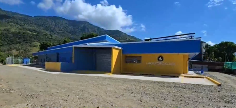 Nuevo laboratorio clínico en Palmar Norte de Osa permitirá hacer exámenes que antes era imposible