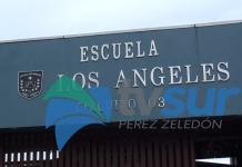 En la Escuela Los Ángeles celebraron 50 aniversario y el Festival Navideño