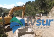 Autoridades municipales revisan condiciones de ruta alterna tras noticia del cierre del puente en La Palma