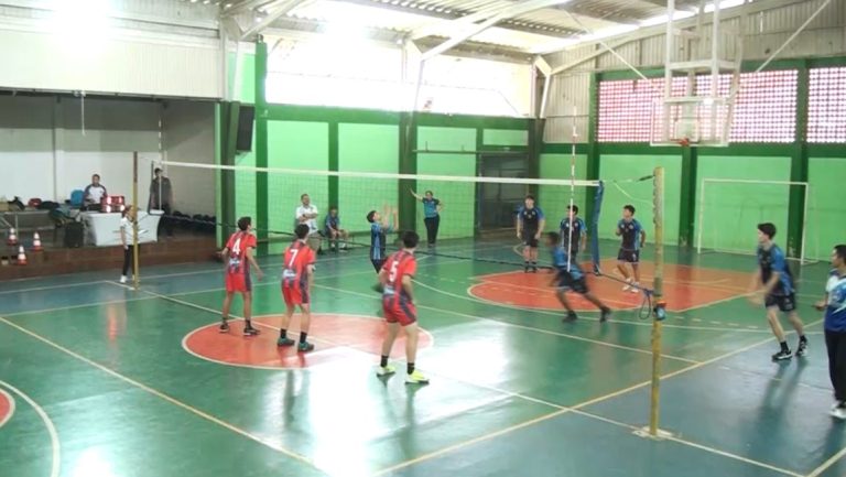 El Liceo Unesco clasificó a final interregional de voleibol masculino categoría d 