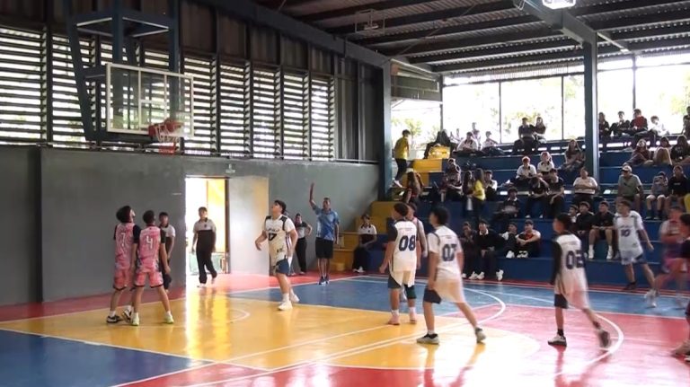 Seis equipos disputaron la final regional de baloncesto masculino categoría D
