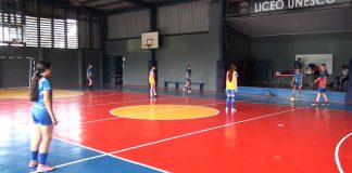 Liceo Unesco lleva el nombre de la Región Brunca a la final nacional de fútbol sala femenino